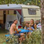 caravan camping auto plaats1